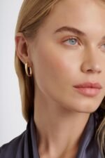 Ted Baker London Corie Contour Hoop Earrings for Women (Gold) - Image 4