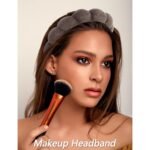 VELSCRUN Spa Headband, Makeup Face Wash Skincare Headbands, 5 Pcs Sponge Get Ready Bear Ears Hairband Facial Wristband Hair Clip Set, Stuff for Teen Girls Women Trendy Hair Accessories Dark Brown - Image 4